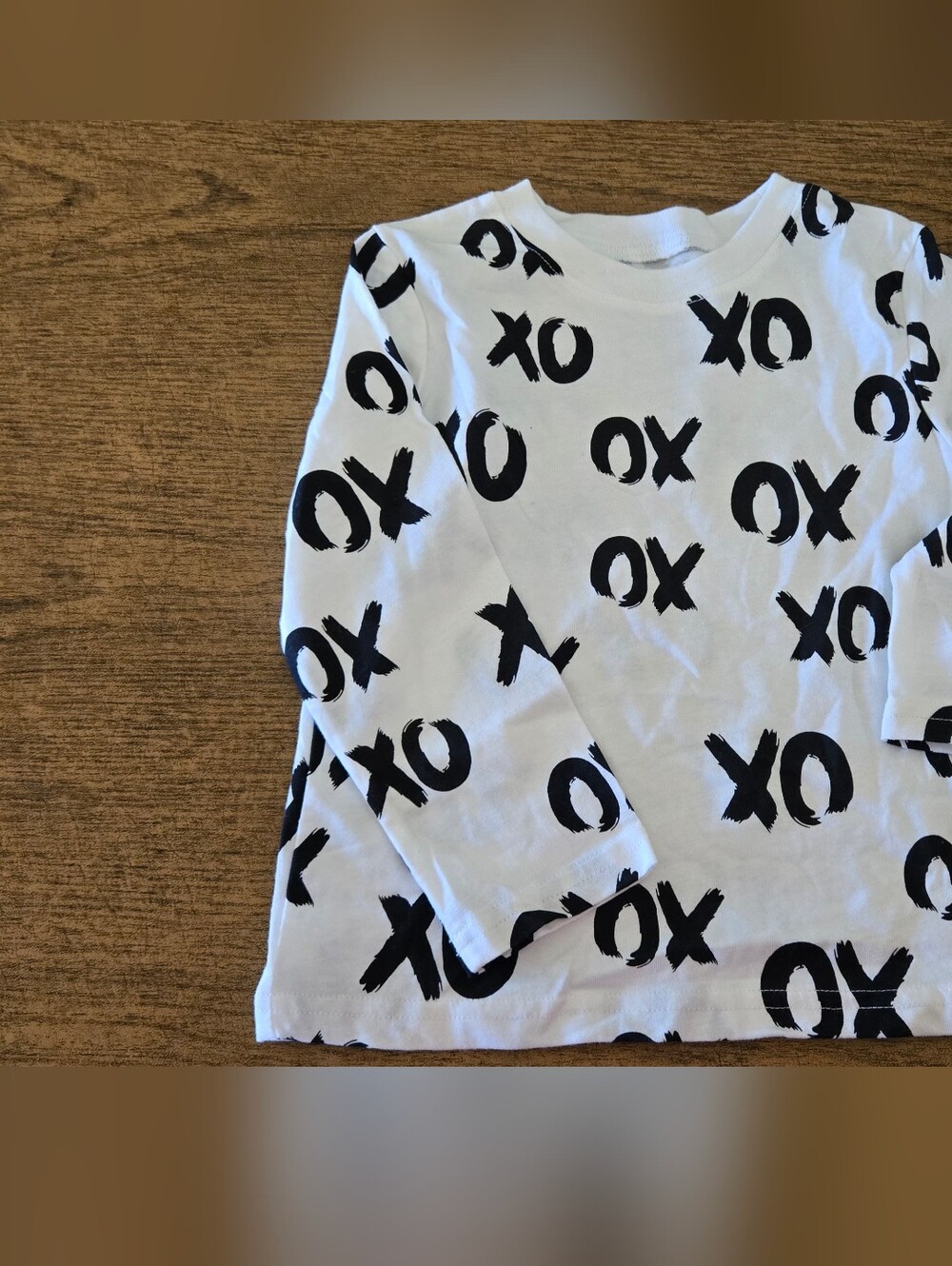 White Tee with Black 'XO' Print